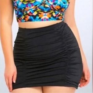 Torrid Ruched Swim Skirt With Brief Black Size 2 EUC